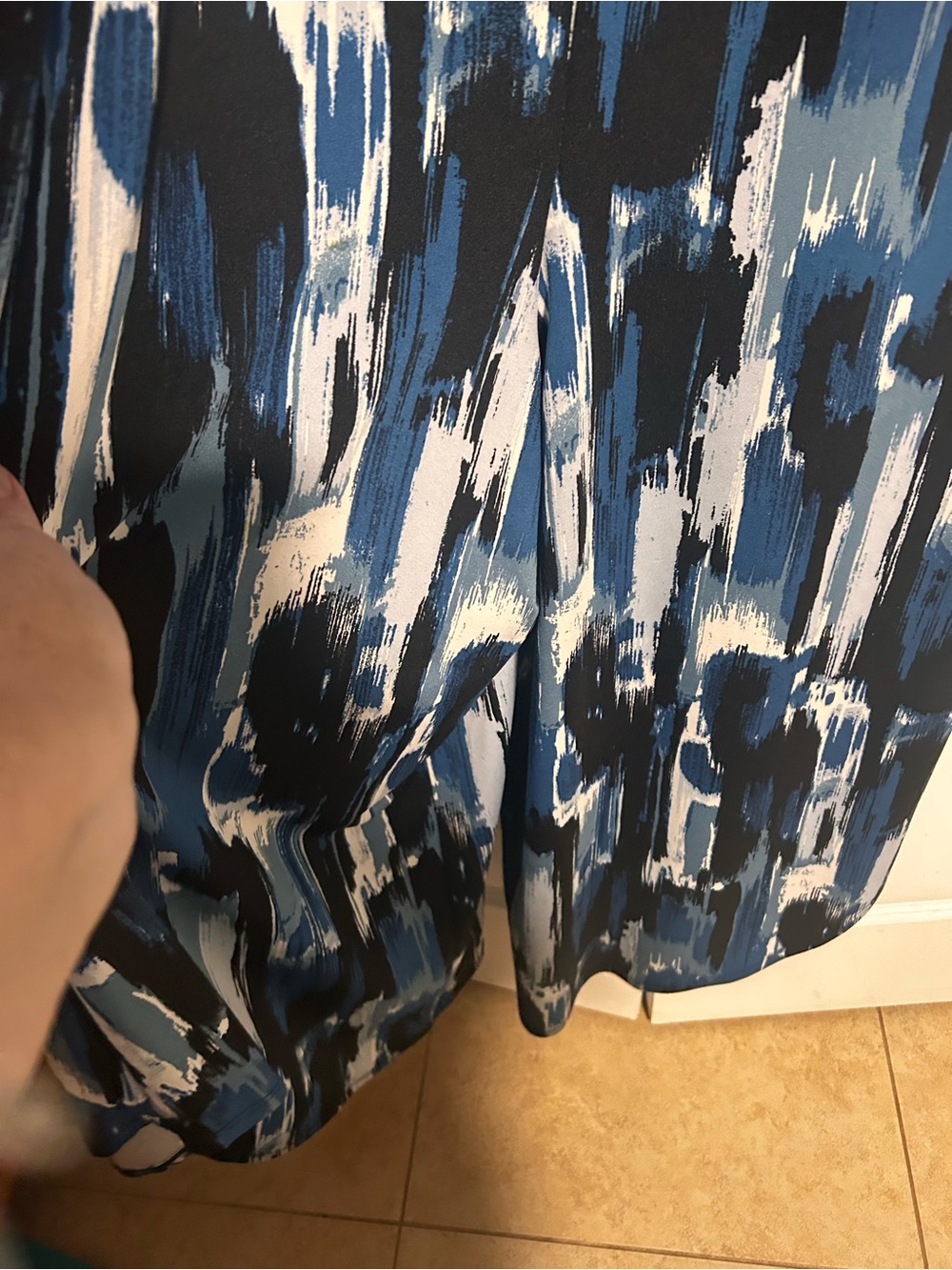 Sami & Jo Blue, Black & White Printed V-Neck wide leg jumper - Picture 5 of 7